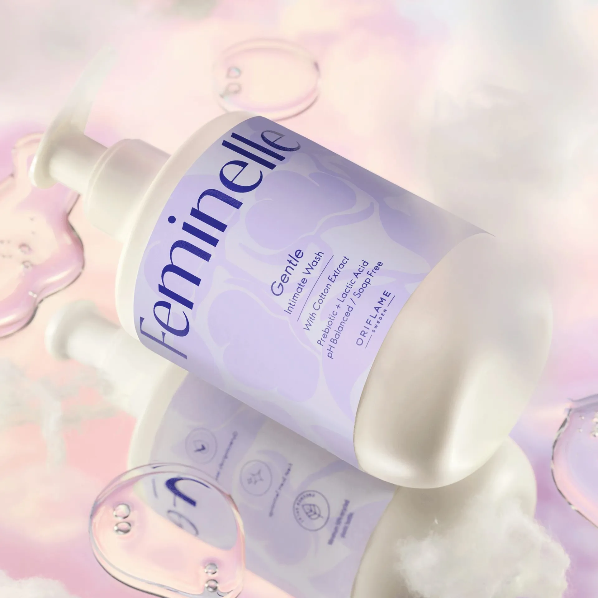 Łagodny płyn do higieny intymnej Feminelle z ekstraktem z bawełny 300 ml