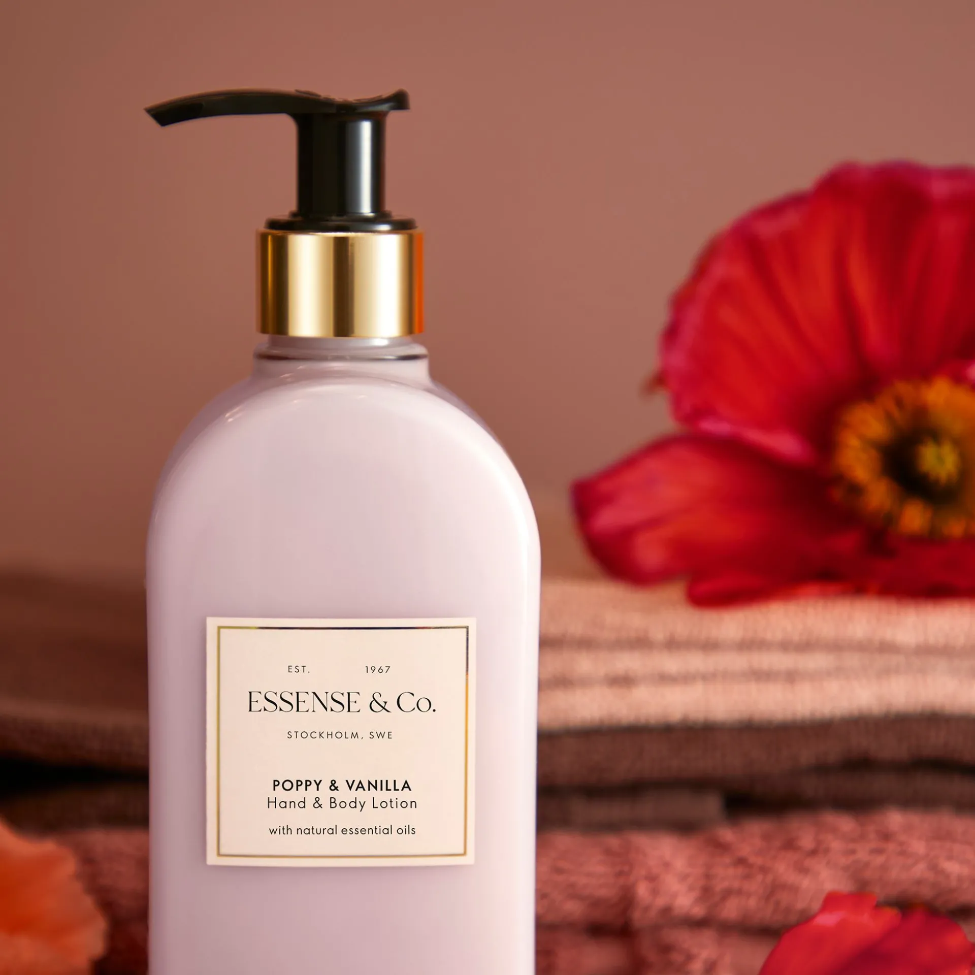 Balsam do ciała Mak i Wanilia Essense&Co. 300 ml