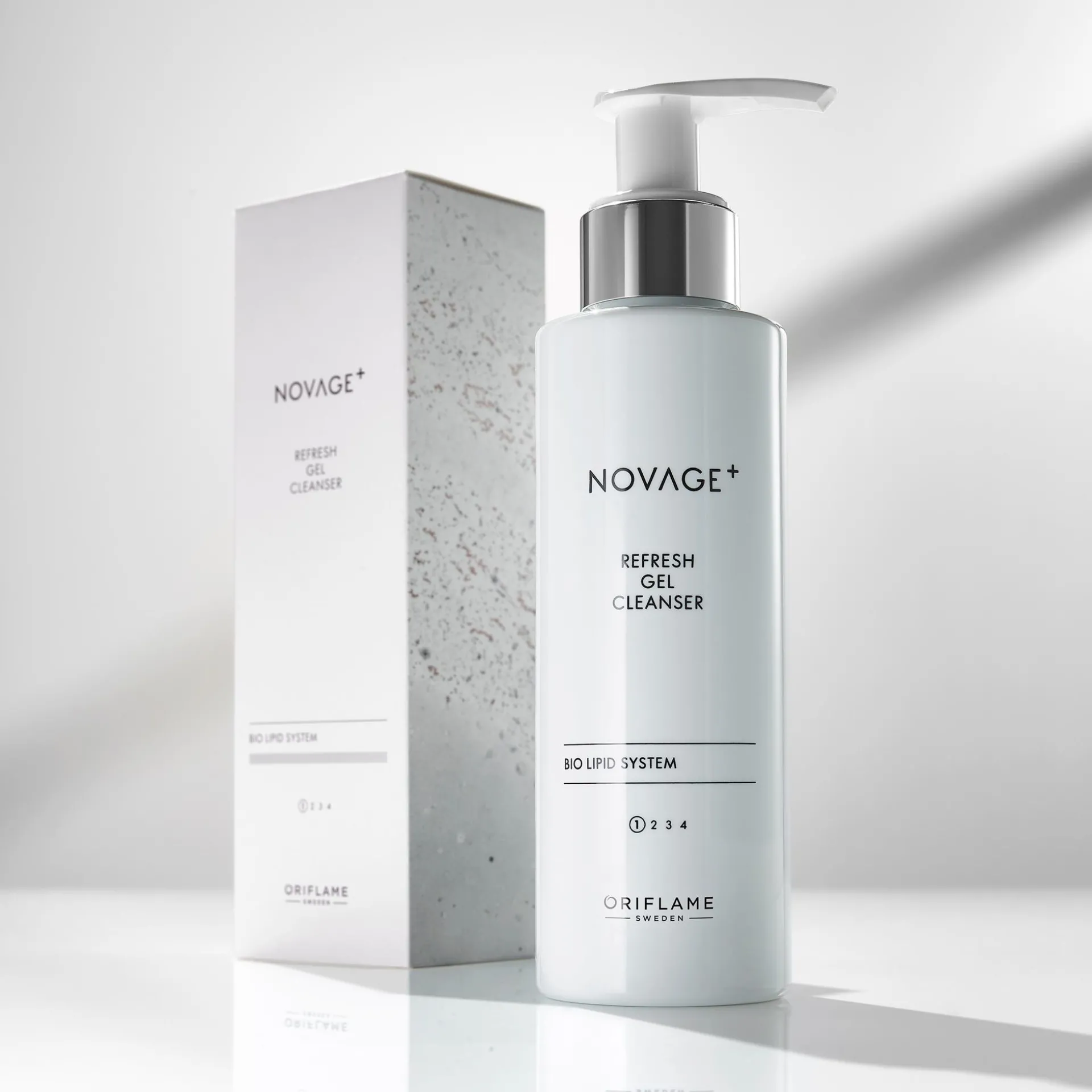 Żel oczyszczający do twarzy Novage+ Refresh 150 ml