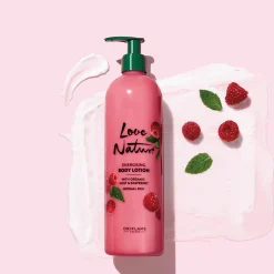 Energetyzujący balsam do ciała Love Nature z organiczną miętą i maliną 500 ml