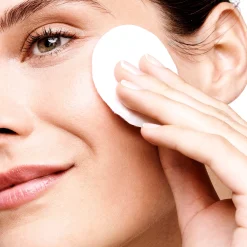 Kojący płyn micelarny Optimals 150 ml