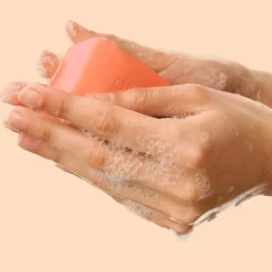 Kostka oczyszczająca z glinką 3 w 1 Pure Skin 75 g