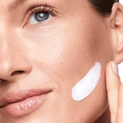 Krem na noc Optimals Age Revive 50 ml