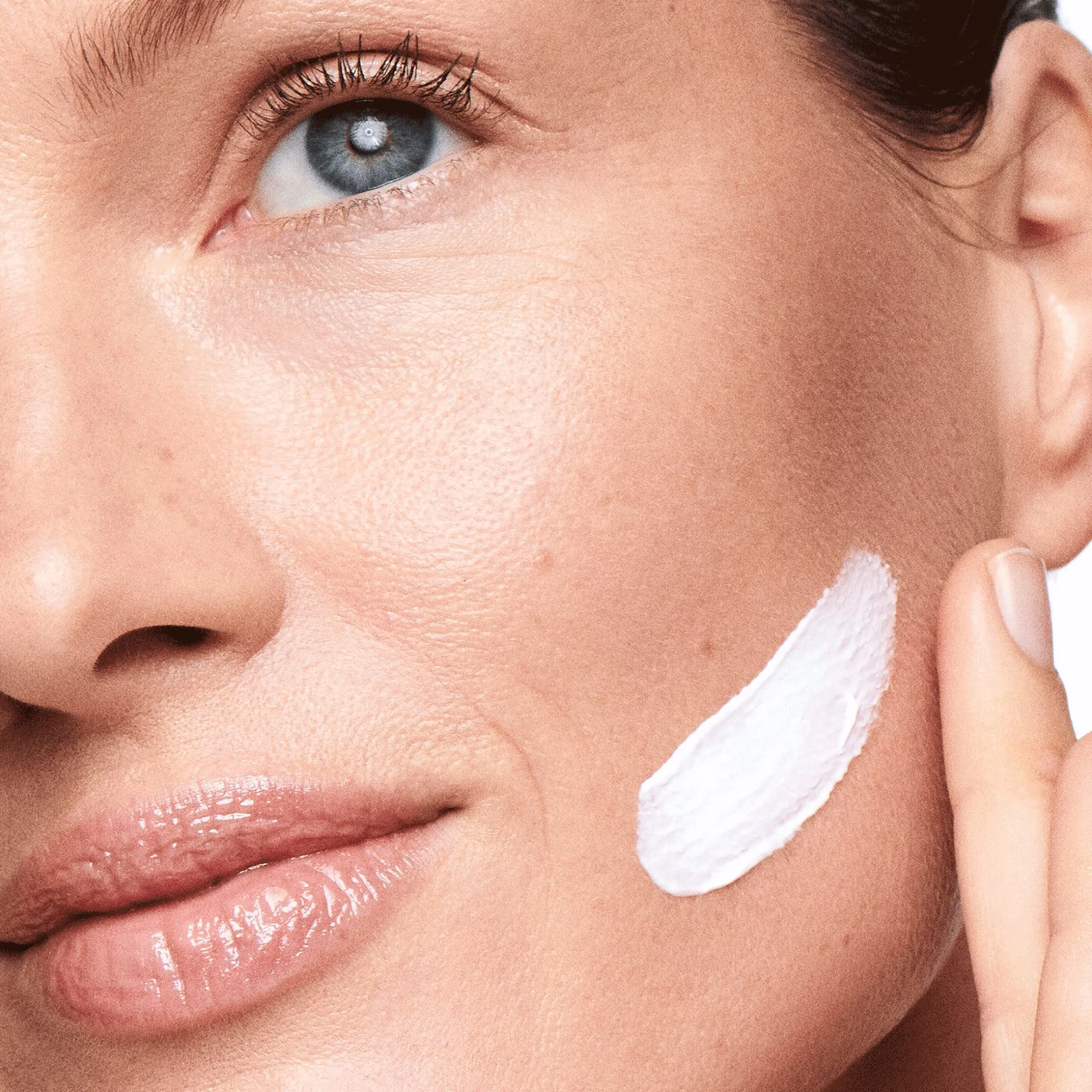 Krem na noc Optimals Age Revive 50 ml