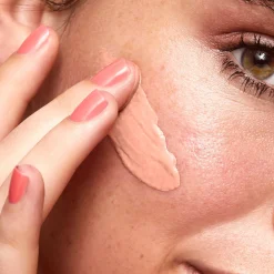 Nawilżający krem koloryzujący OnColour 30 ml