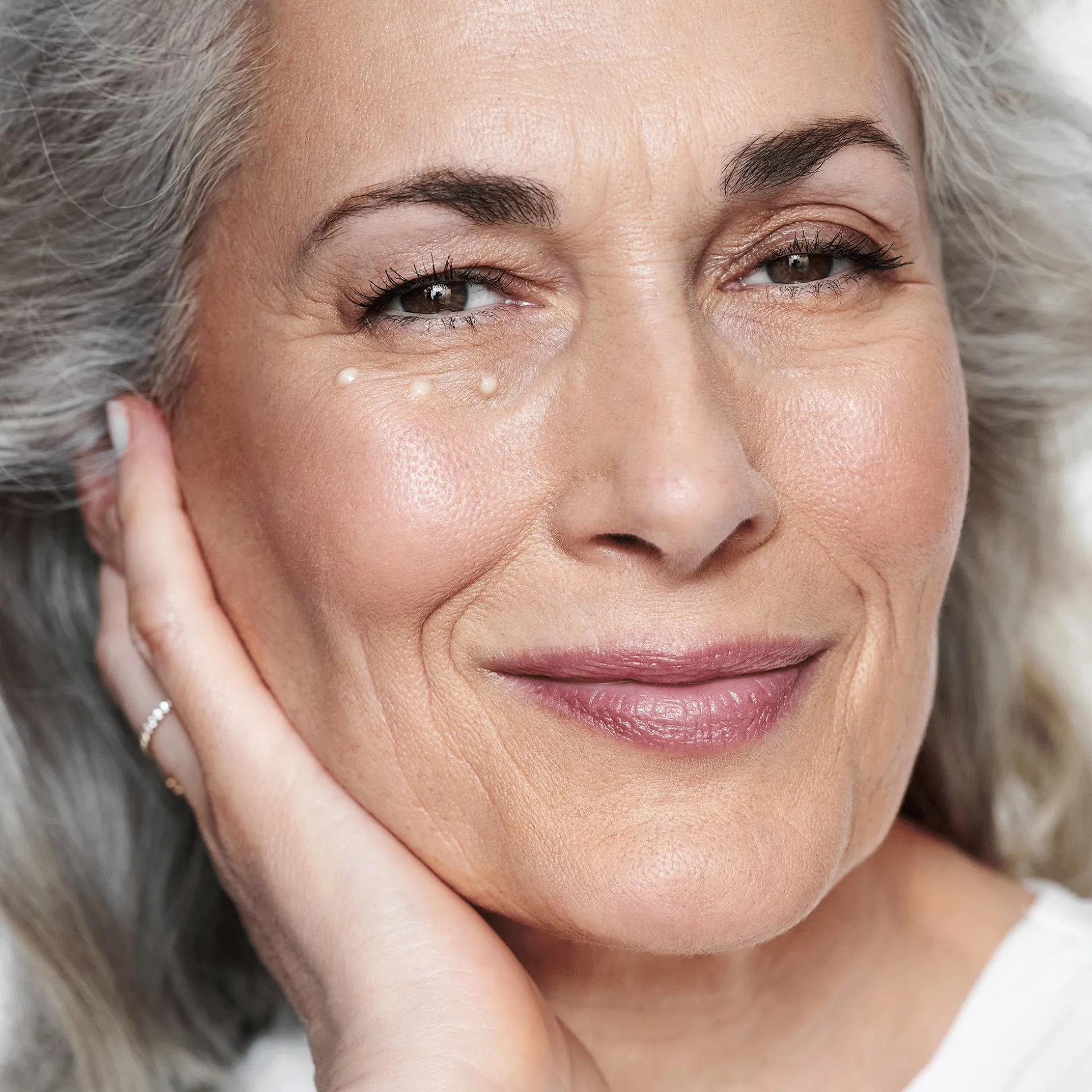 Odnawiający krem do okolic oczu i ust Novage+ Restore 15 ml