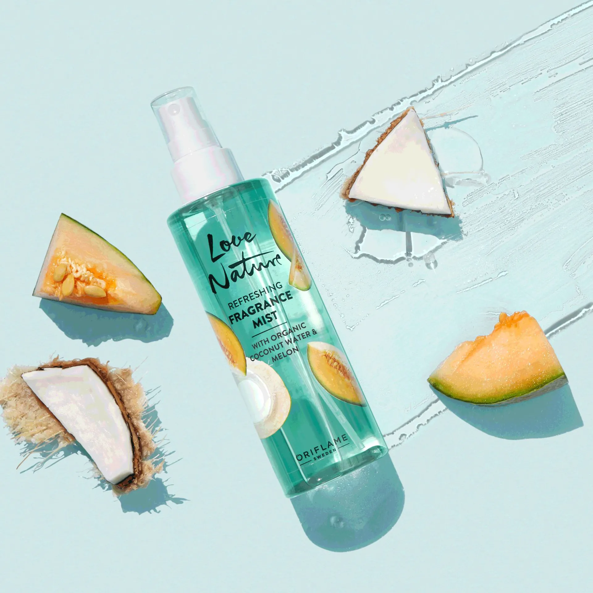 Odświeżająca mgiełka do ciała Love Nature z organiczną wodą kokosową i melonem 200 ml