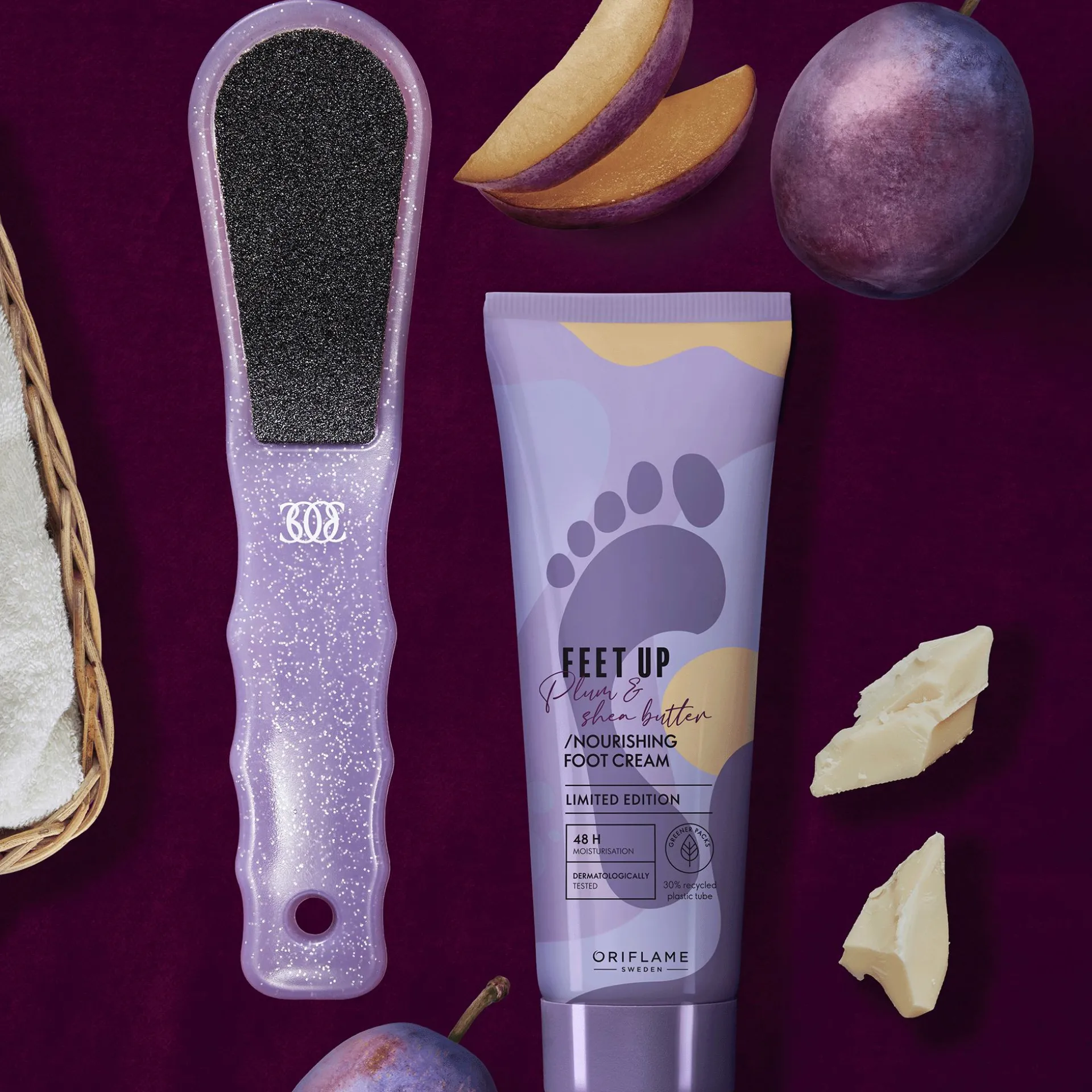 Odżywczy krem do stóp z masłem shea i śliwką Feet Up 75 ml