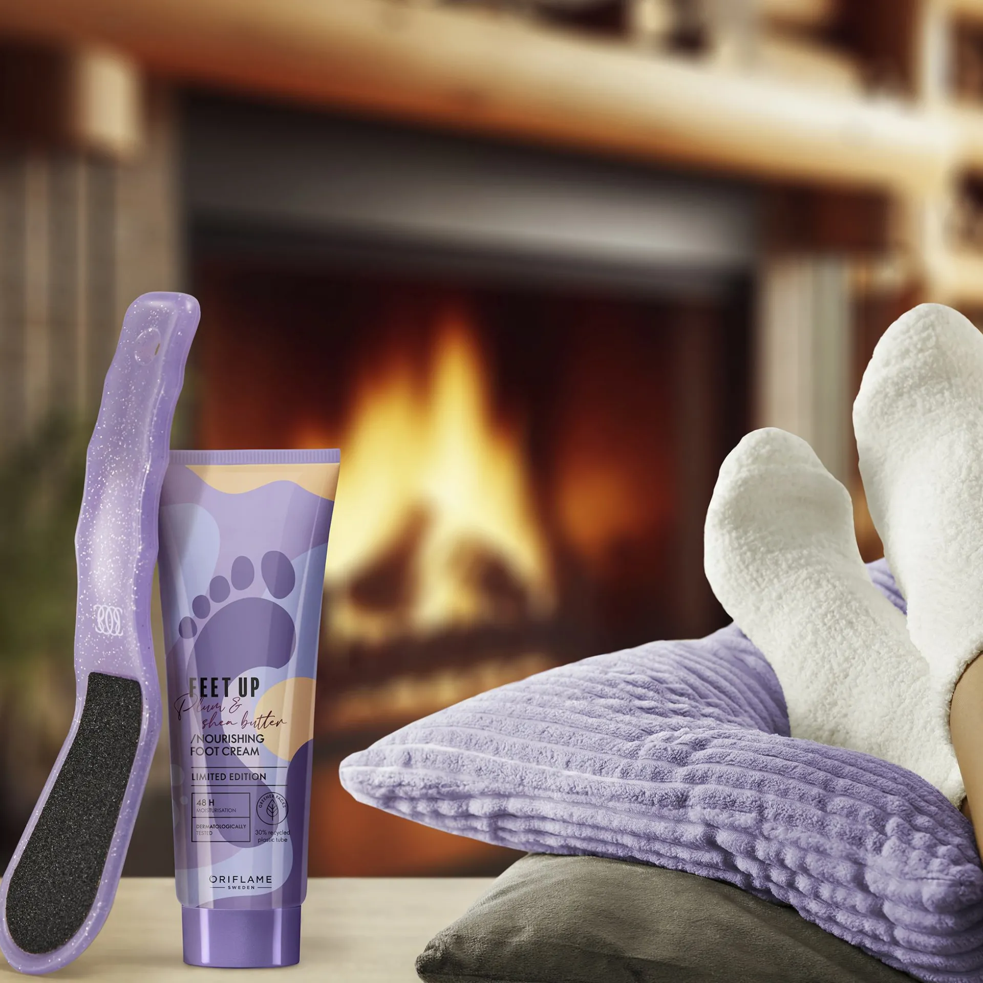 Odżywczy krem do stóp z masłem shea i śliwką Feet Up 75 ml