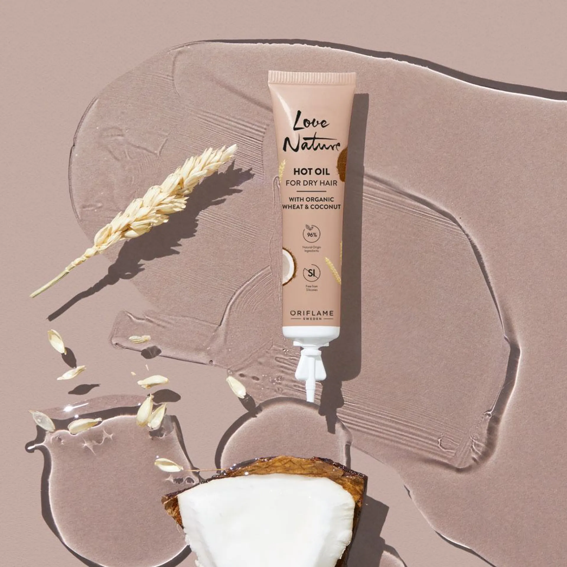 Olejek na gorąco Love Nature z organiczną pszenicą i kokosem do włosów suchych 15 ml