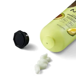 Pielęgnujący krem do rąk Love Nature z organicznym olejkiem z awokado 75 ml