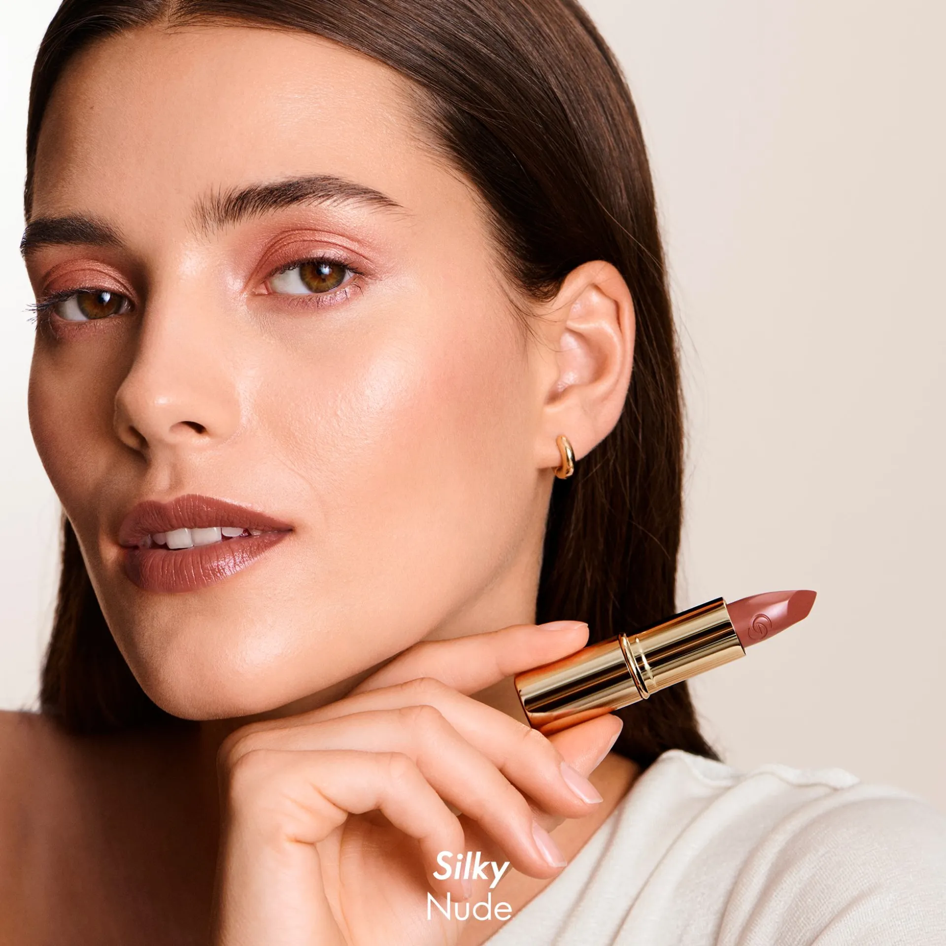 Pomadka Giordani Gold Iconic Satin SPF 15 426513.8 g