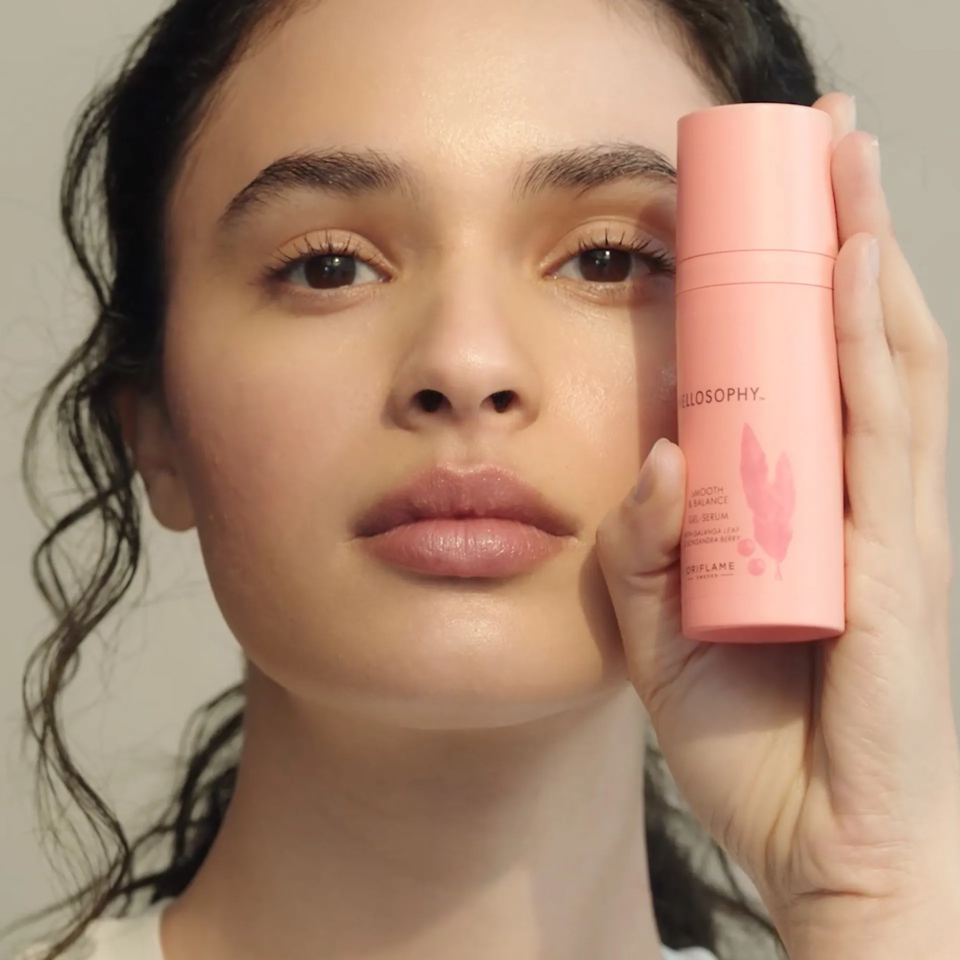 Serum do twarzy Wellosophy Gładkość i Równowaga 50 ml