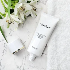 Serum modelujące do szyi i dekoltu NovAge 75 ml