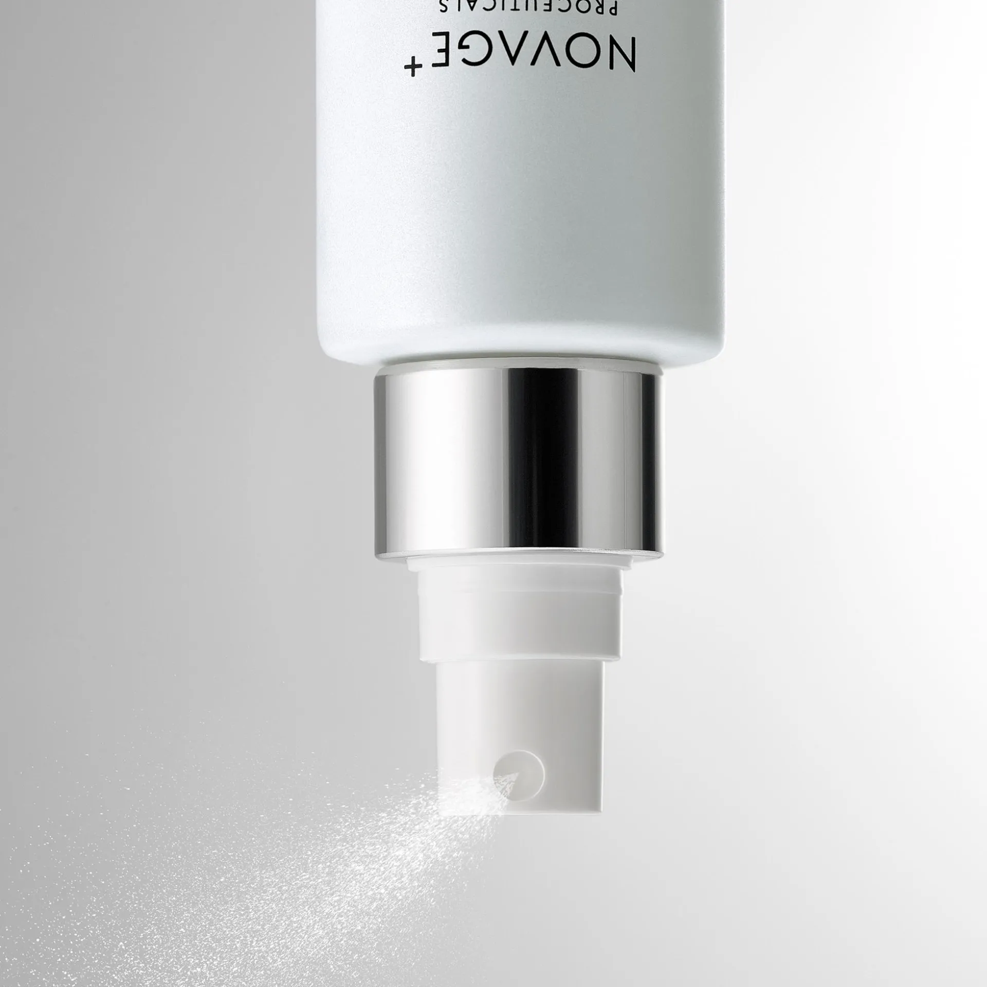 Silnie nawilżająca mgiełka Novage+ Proceuticals 100 ml