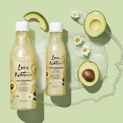 Szampon 2 w 1 Love Nature z organicznym olejkiem z awokado i rumiankiem do każdego rodzaju włosów 500 ml