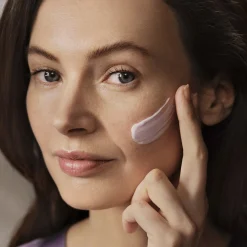 Ujędrniający krem na noc Royal Velvet 50 ml